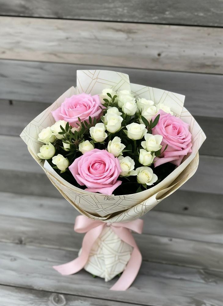 Букет цветов из: Розы в Новониколаевской