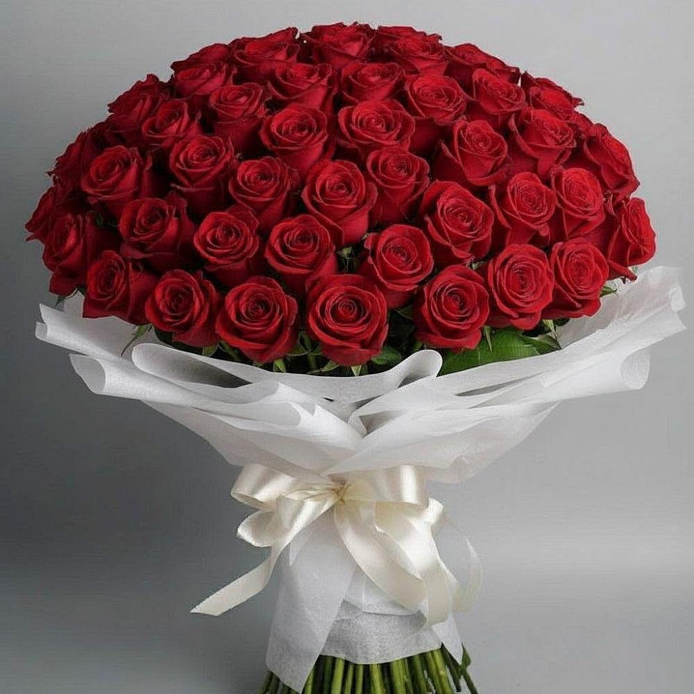 Букет 101 Красная роза Блэк Мэджик в Новониколаевской