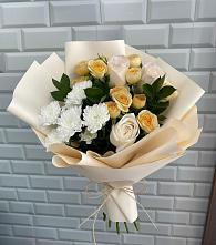 Букет цветов из:  Розы и Хризантемы в Новониколаевской