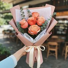 Букет цветов из:  Розы в Новониколаевской
