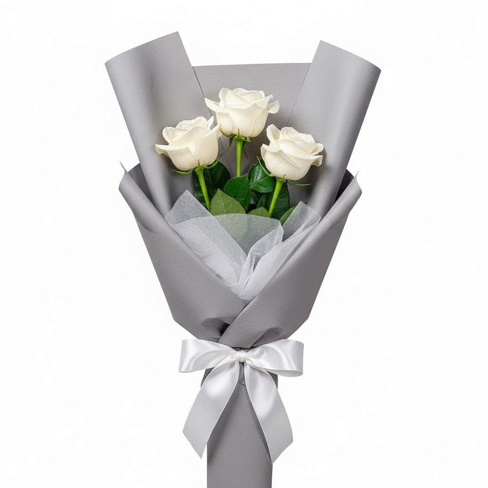 Букет 3 белые розы в Новониколаевской