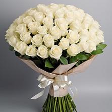 Букет 101 беля роза Белоснежка в Новониколаевской