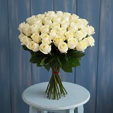 Букет 51 Белая роза Эдлесс Лав в Новониколаевской