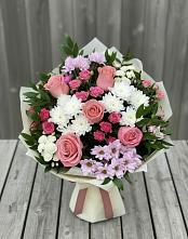 Букет цветов из:  Альстромерии, Гвоздики, Розы и Хризантемы #REPLACE_PRED# Новониколаевской