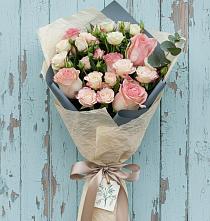 Букет цветов из:  Розы в Новониколаевской