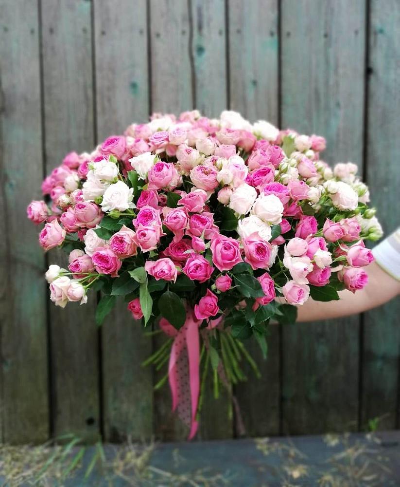 Букет Розовые кустовые розы Натали и Лав Лидия в Новониколаевской