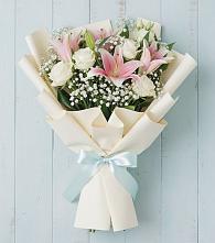 Букет цветов из:  Лилии в Новониколаевской