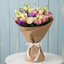 Букет цветов из:  Лизиантусы в Новониколаевской